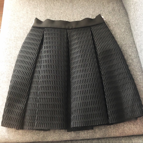 Maje classic mesh skirt - Picture 5 of 8